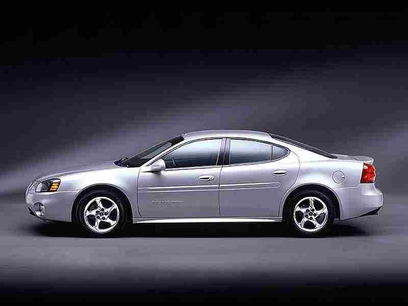 Pontiac Grand Prix 2004.jpg